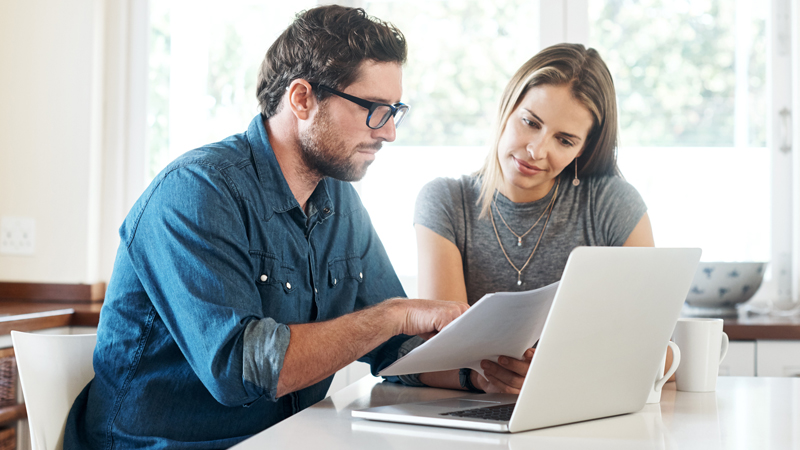 casal a entregar o irs automático
